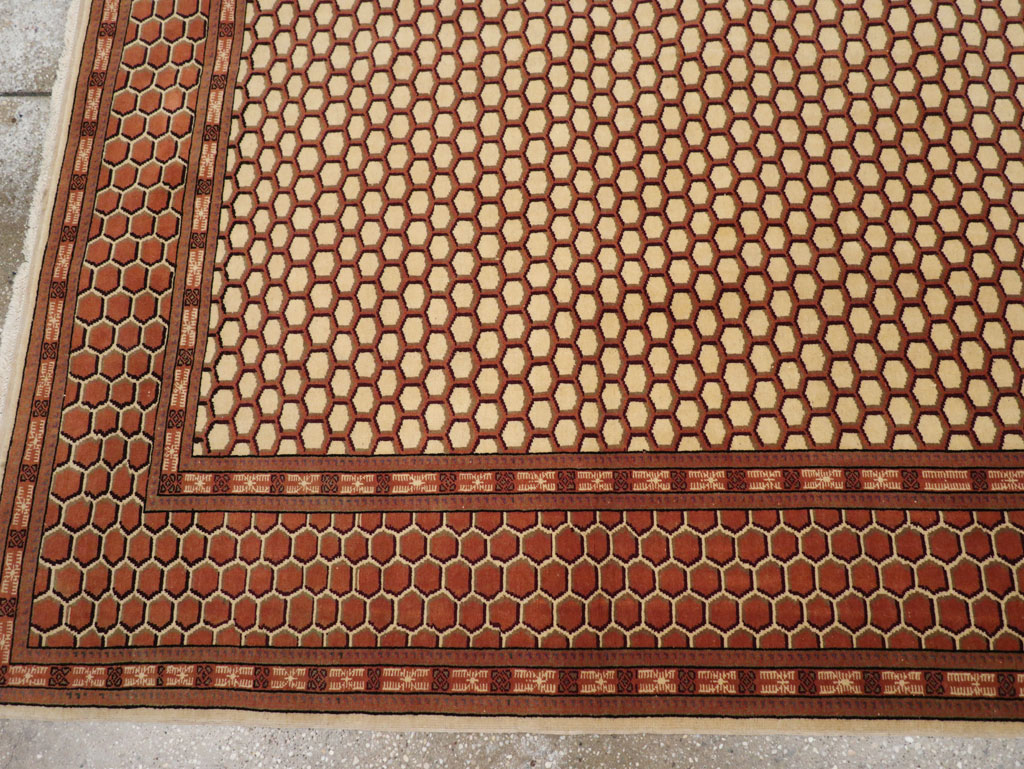 Vintage Turkish Anatolian Accent Carpet, No.21587 - Gsblank