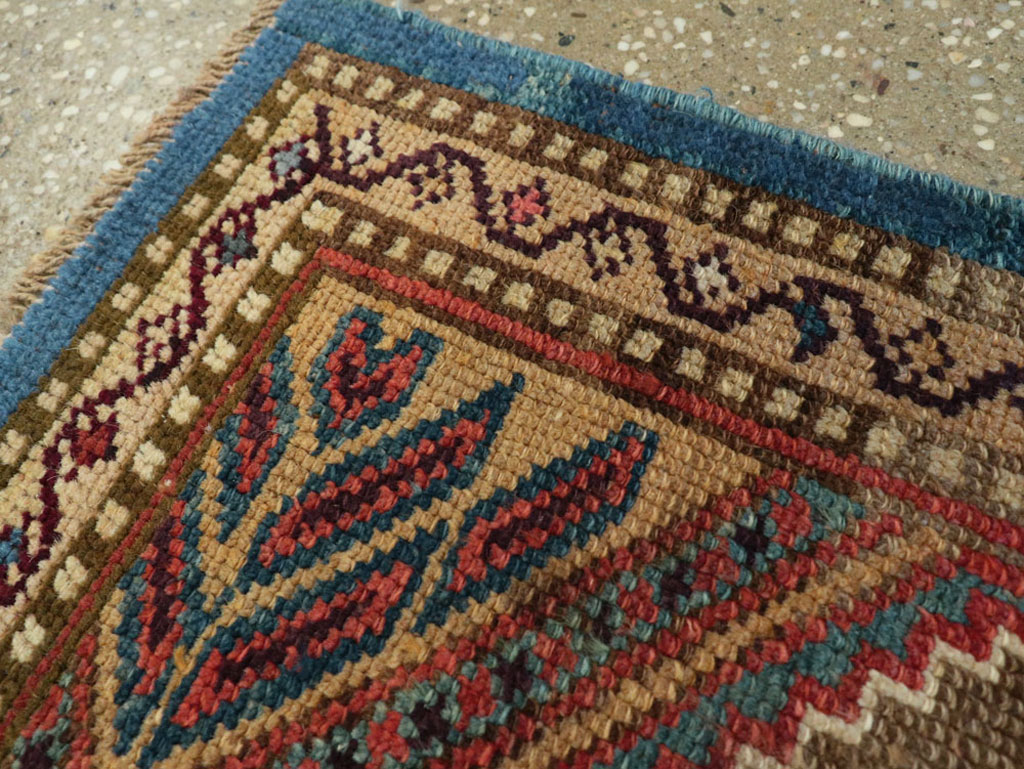 Antique Persian Malayer Rug, No.21640 - Gsblank