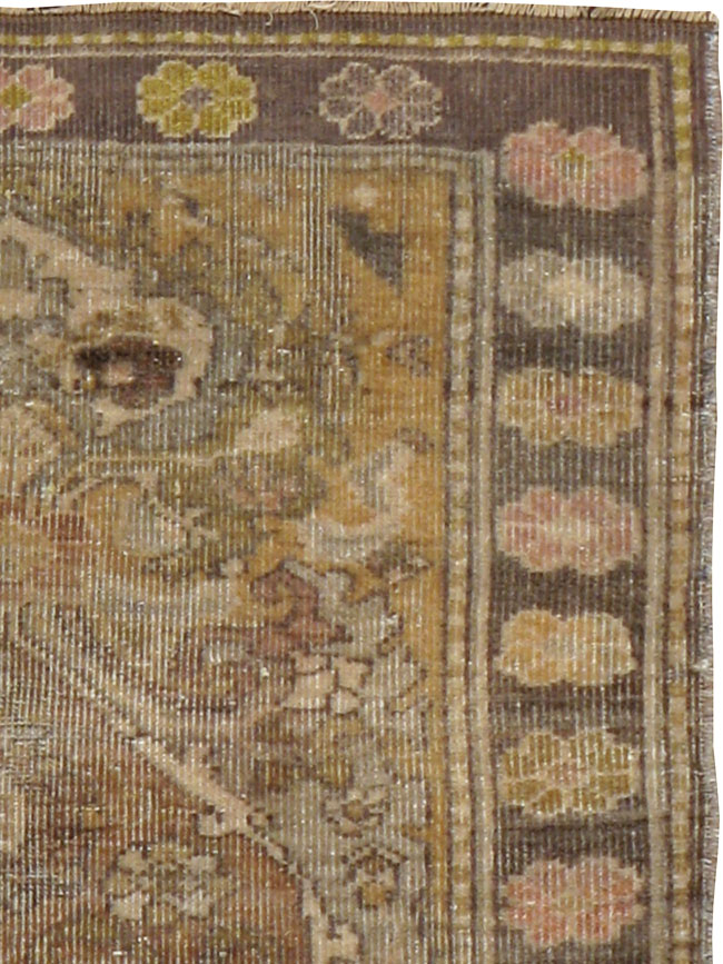 Antique Persian Malayer Square Rug, No.21645 - Gsblank