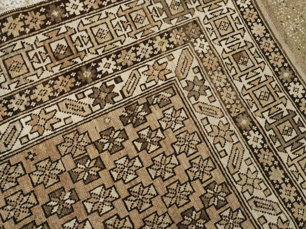 Antique Caucasian Shirvan Rug, No.21685 - Gsblank