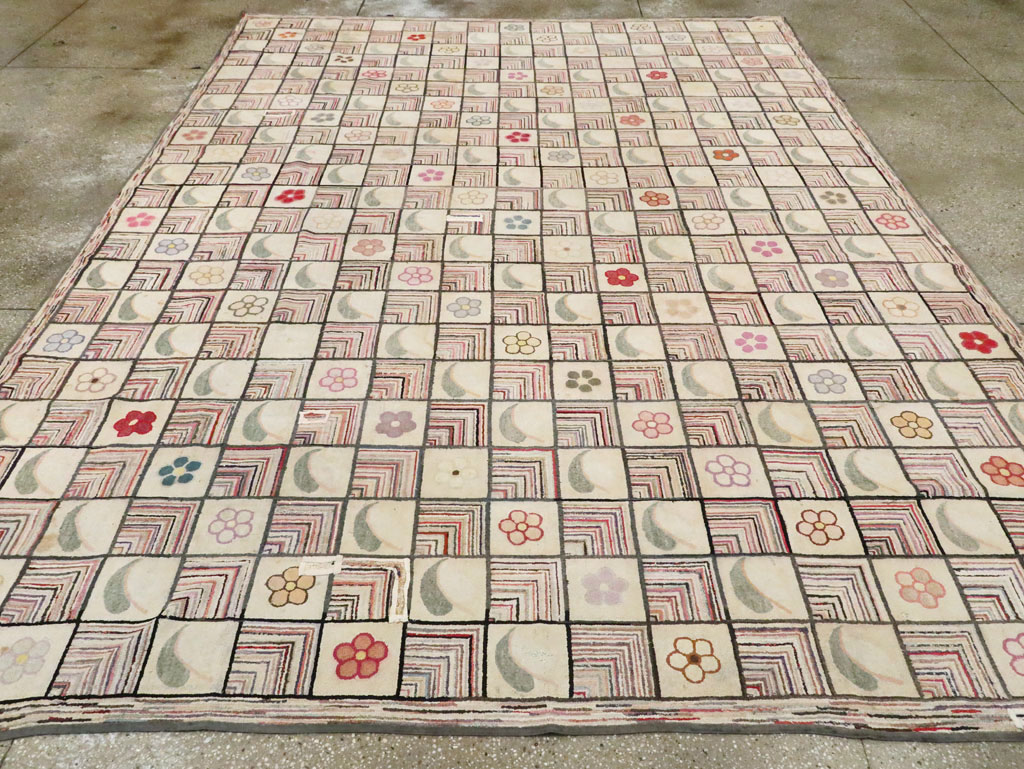 Antiqiue American Hook Rug, No.21751 - Gsblank