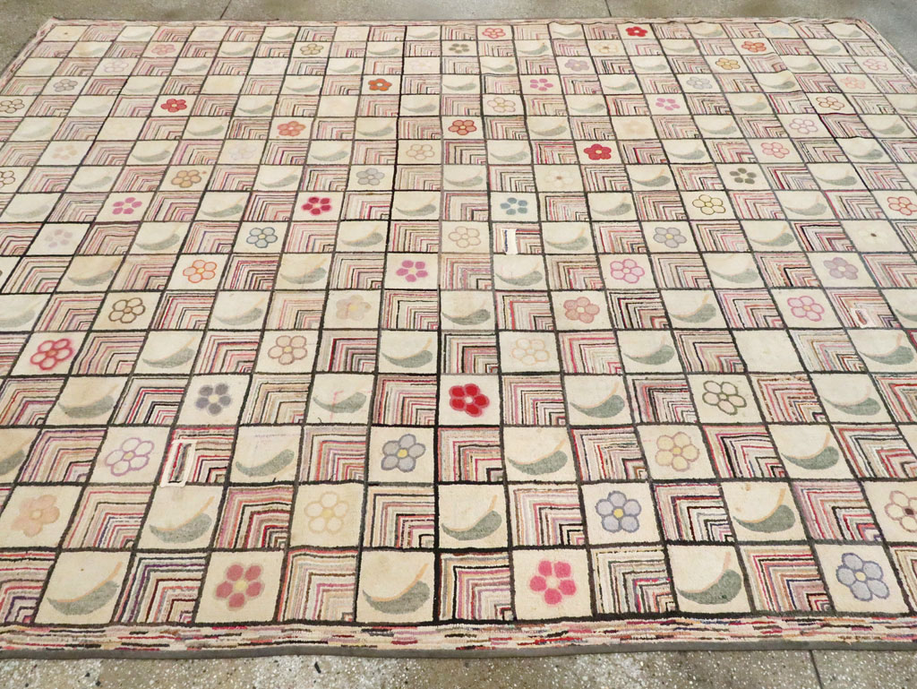 Antiqiue American Hook Rug, No.21751 - Gsblank