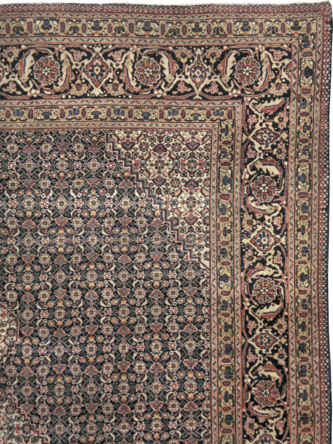 Vintage Persian Tabriz Carpet, No.21785 - Gsblank