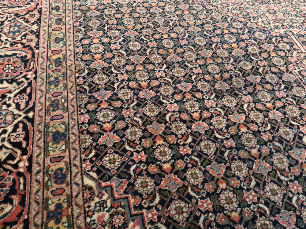 Vintage Persian Tabriz Carpet, No.21785 - Gsblank