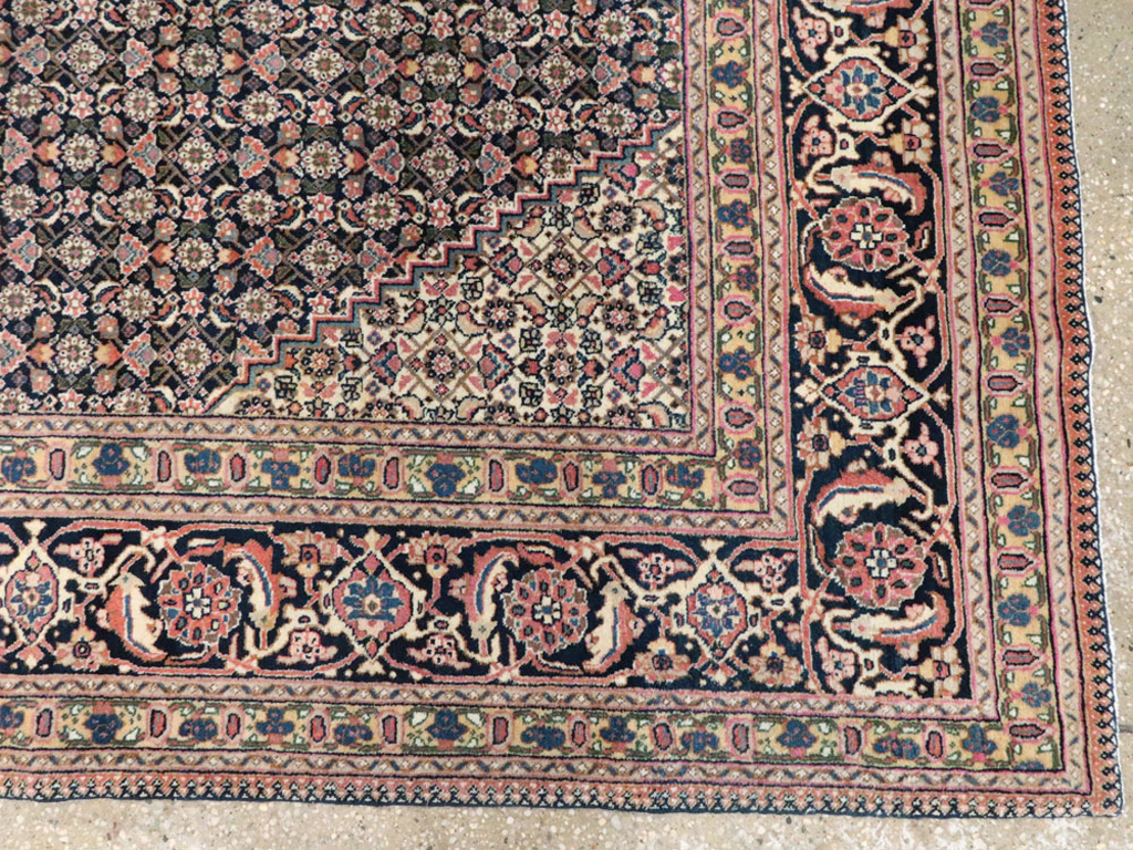 Vintage Persian Tabriz Carpet, No.21785 - Gsblank