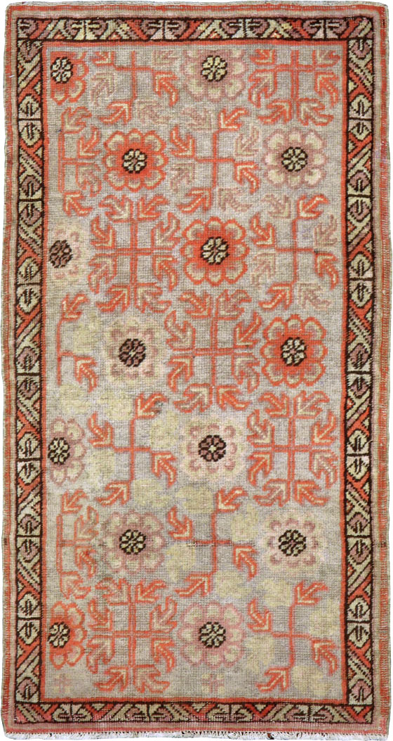 Vintage East Turkestan Khotan Rug, No.21842 - Gsblank