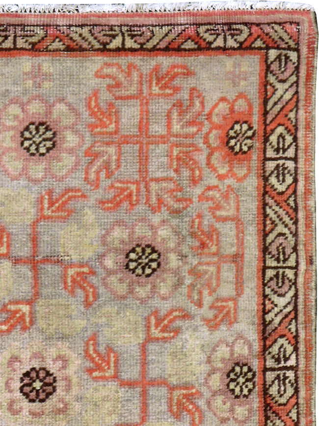 Vintage East Turkestan Khotan Rug, No.21842 - Gsblank