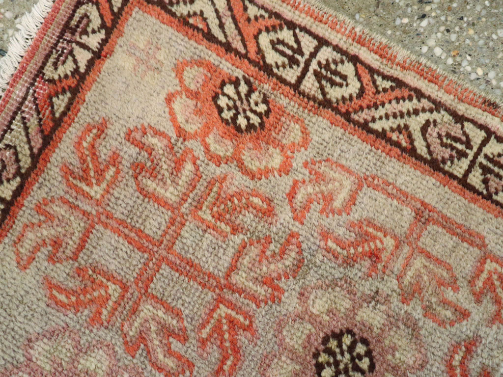 Vintage East Turkestan Khotan Rug, No.21842 - Gsblank