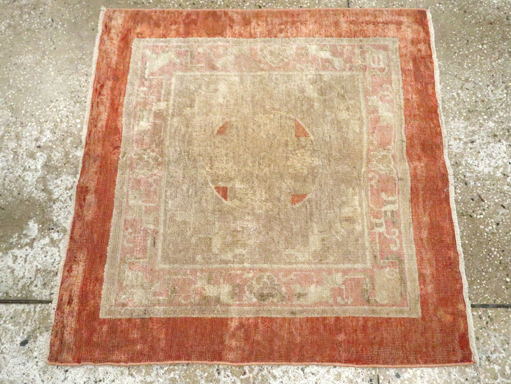 Vintage east Turkestan Khotan Square Rug, No.21843 - Gsblank