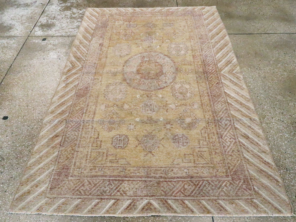 Antique East Turkestan Khotan Rug, No.21844 - Gsblank