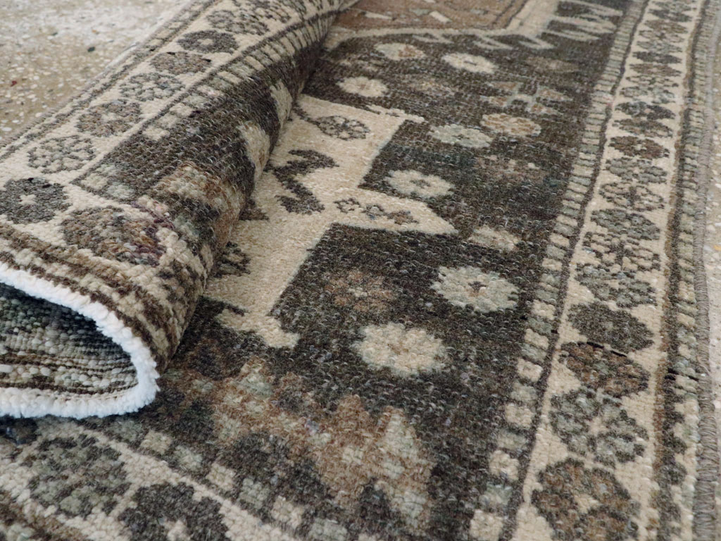 Vintage Persian Karajeh Throw Rug, No.21872 - Gsblank