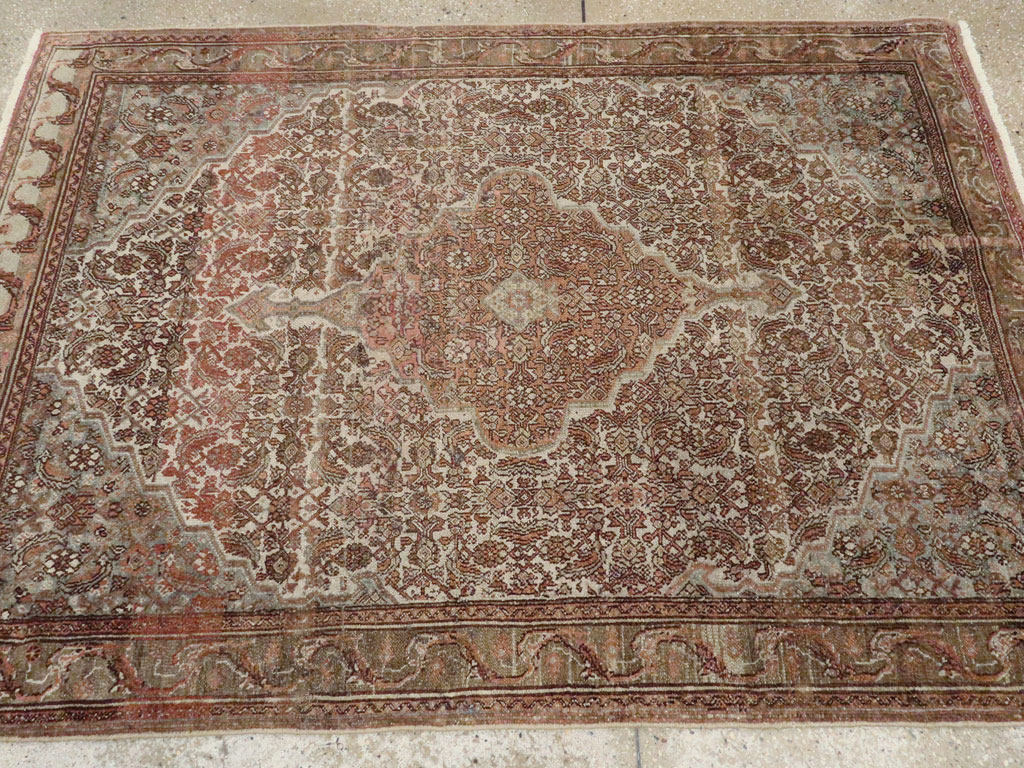 Antique Persian Bibikabad Rug, No.21874 - Gsblank