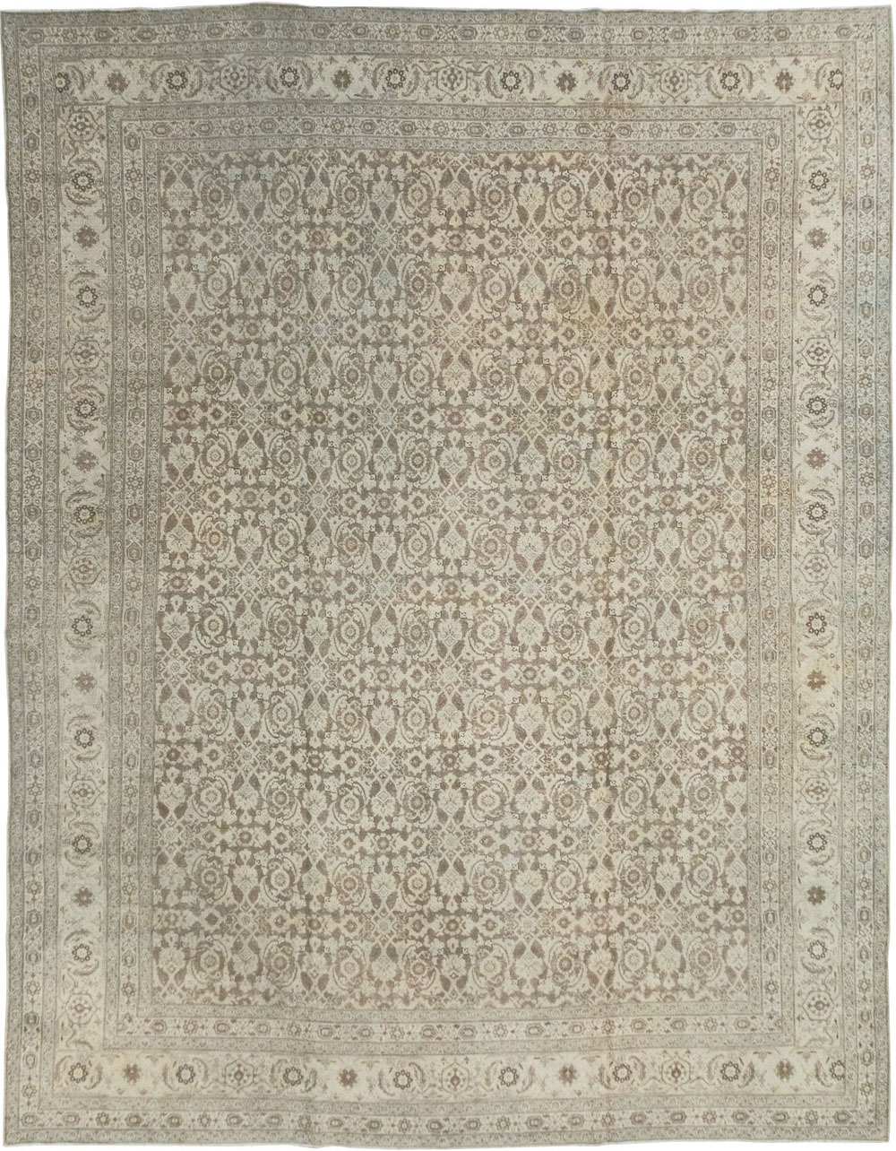 Antique Persian Tabriz Carpet, No.21910 - Gsblank
