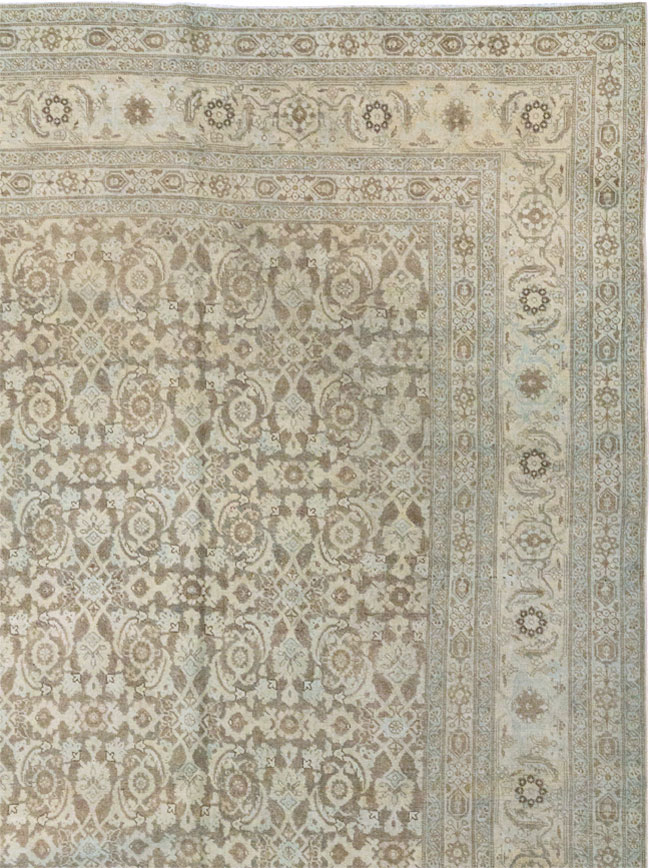 Antique Persian Tabriz Carpet, No.21910 - Gsblank