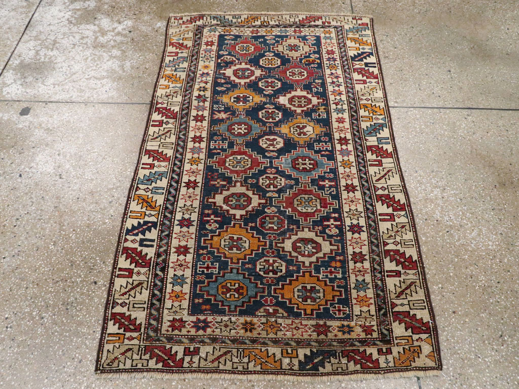 Antique Caucasian Shirvan Rug, No.21916 - Gsblank
