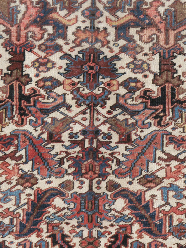 Vintage Persian Heriz Carpet, No.21919 - Gsblank