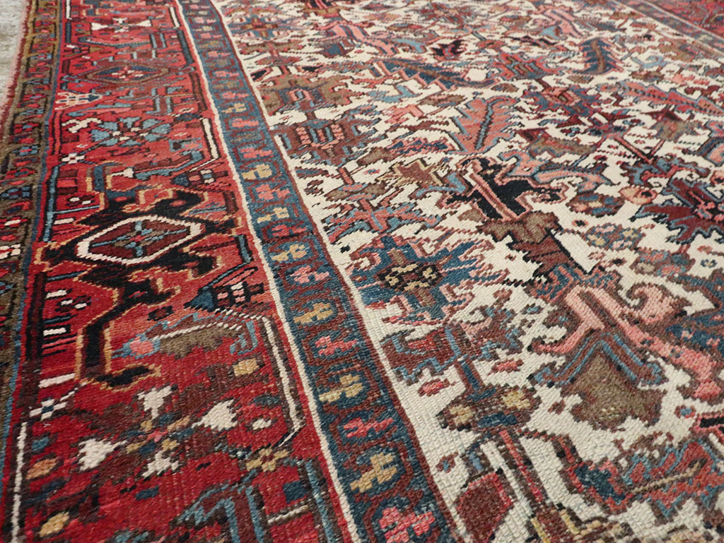 Vintage Persian Heriz Carpet, No.21919 - Gsblank