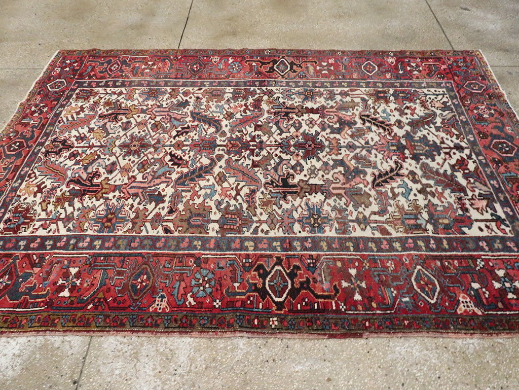 Vintage Persian Heriz Carpet, No.21919 - Gsblank