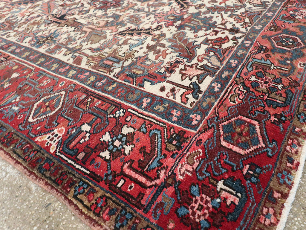 Vintage Persian Heriz Carpet, No.21919 - Gsblank