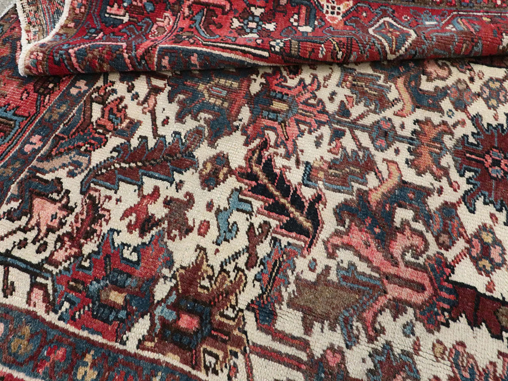 Vintage Persian Heriz Carpet, No.21919 - Gsblank