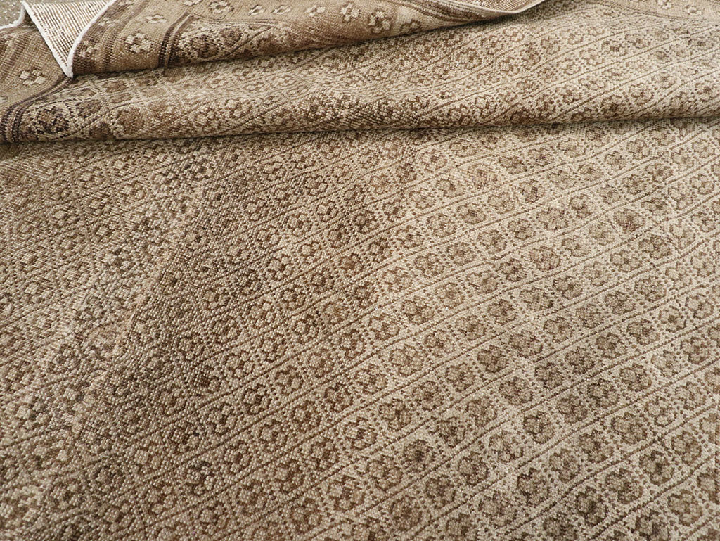 Vintage Turkish Anatolian Carpet, No.21922 - Gsblank