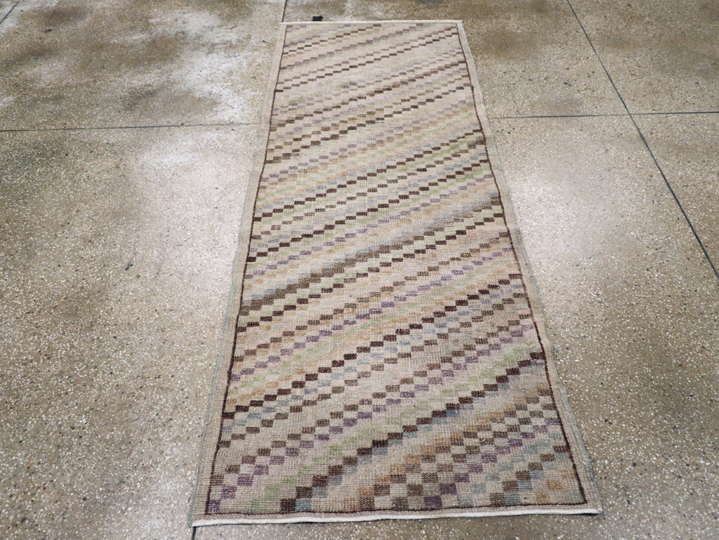 Vintage Anatolian Rug, No.21927 - Gsblank