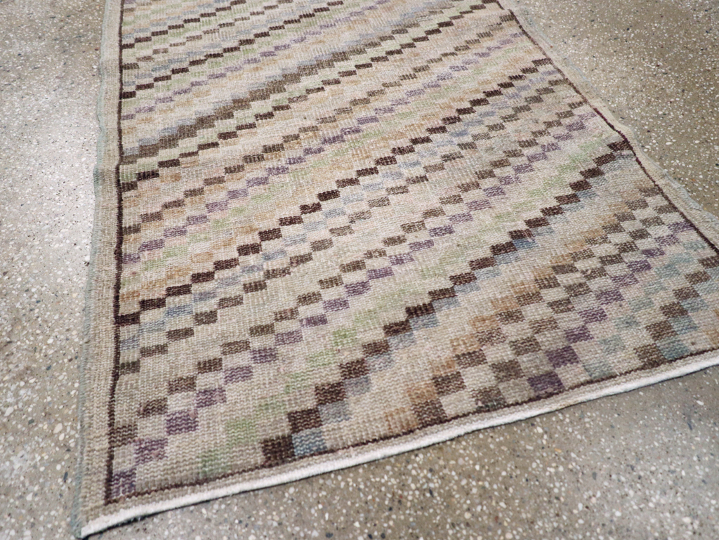 Vintage Anatolian Rug, No.21927 - Gsblank