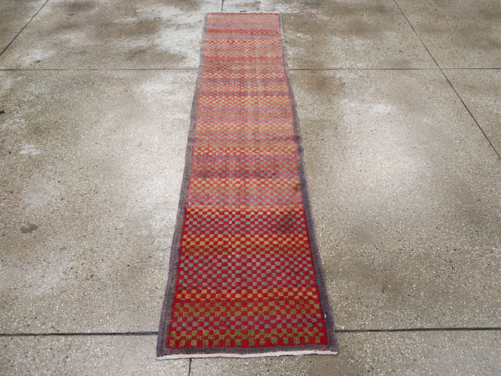 Vintage Turkish Anatolian Small Runner, No.21929 - Gsblank