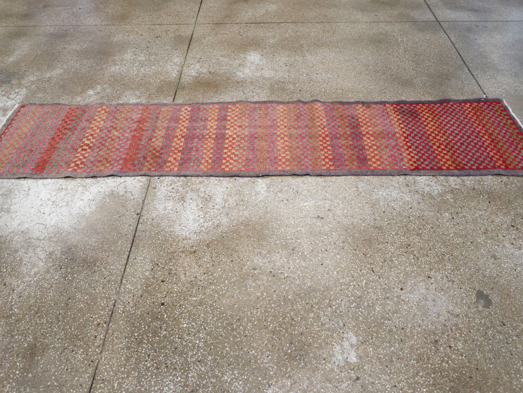 Vintage Turkish Anatolian Small Runner, No.21929 - Gsblank