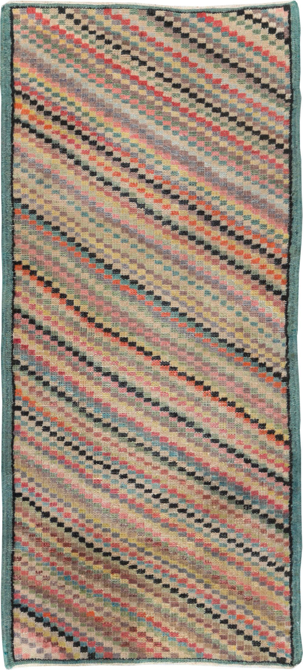 Vintage Turkish Anatolian Throw Rug, No.21933 - Gsblank