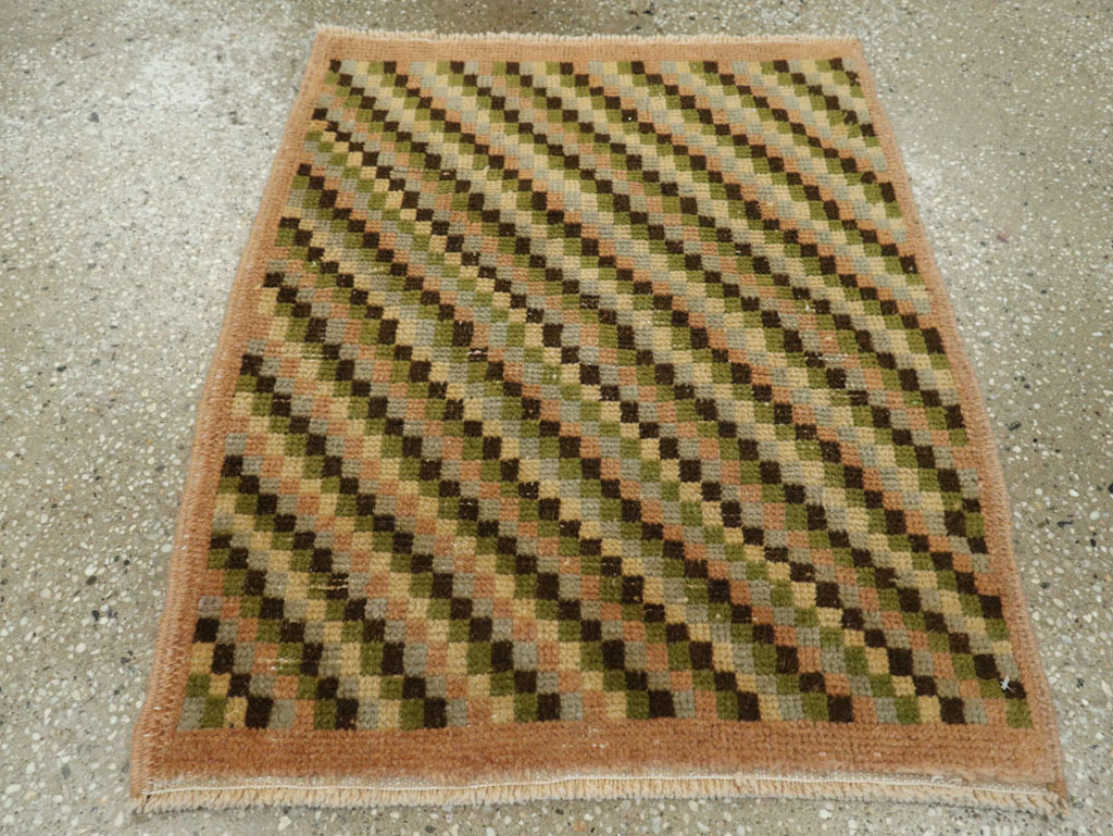 Vintage Turkish Anatolian Rug, No.21943 - Gsblank