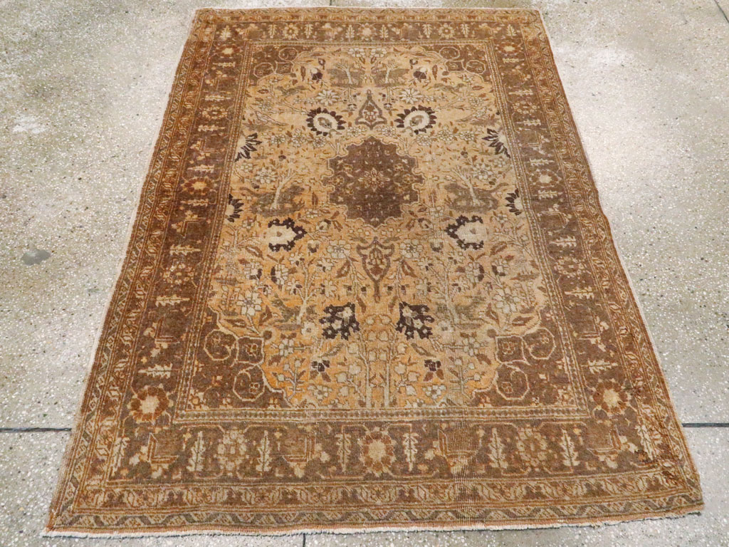 Antique Persian Tabriz Rug, No.21956 - Gsblank