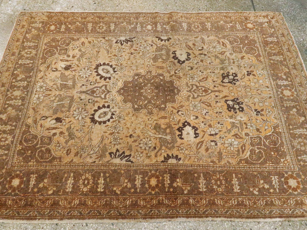 Antique Persian Tabriz Rug, No.21956 - Gsblank