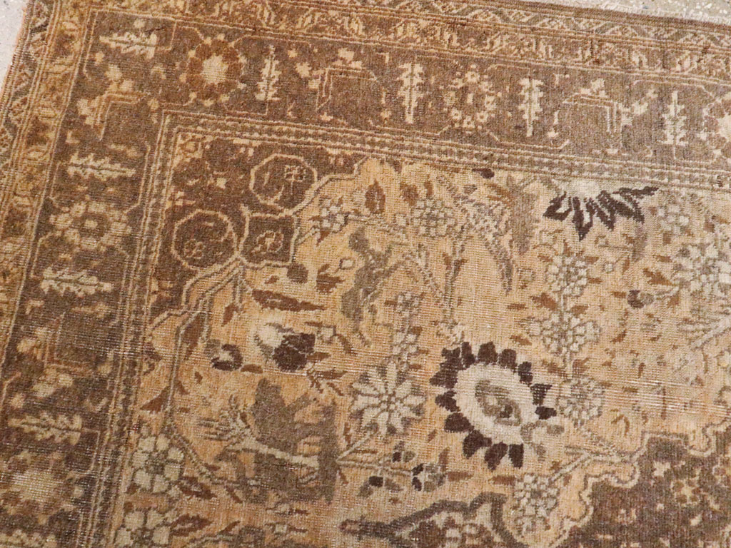 Antique Persian Tabriz Rug, No.21956 - Gsblank