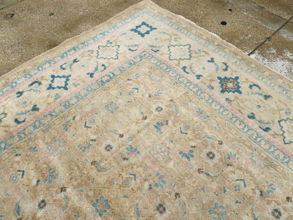 Antique  Persian Mahal Carpet, No.21969 - Gsblank