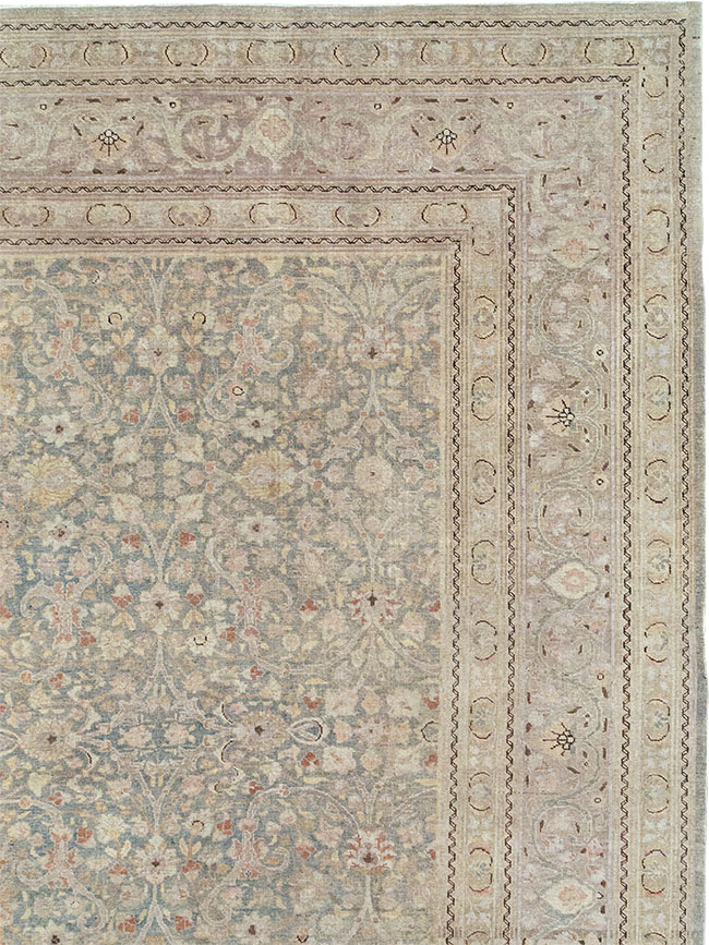 Antique Persian Tabriz Large Carpet, No.22017 - Gsblank