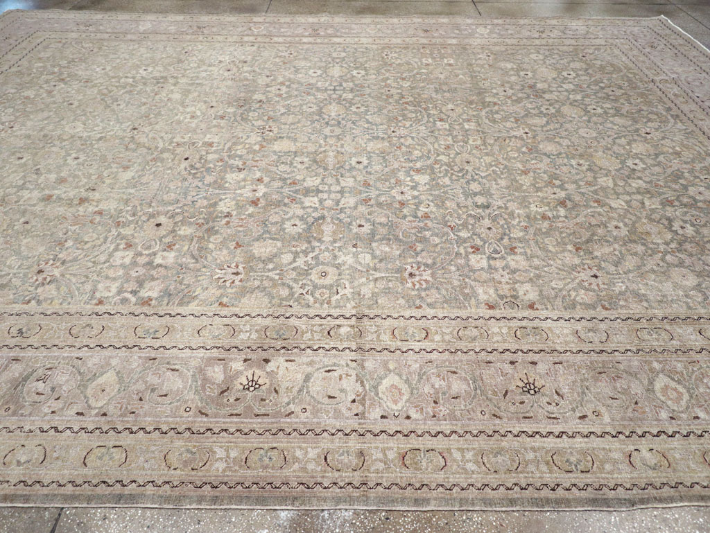 Antique Persian Tabriz Large Carpet, No.22017 - Gsblank