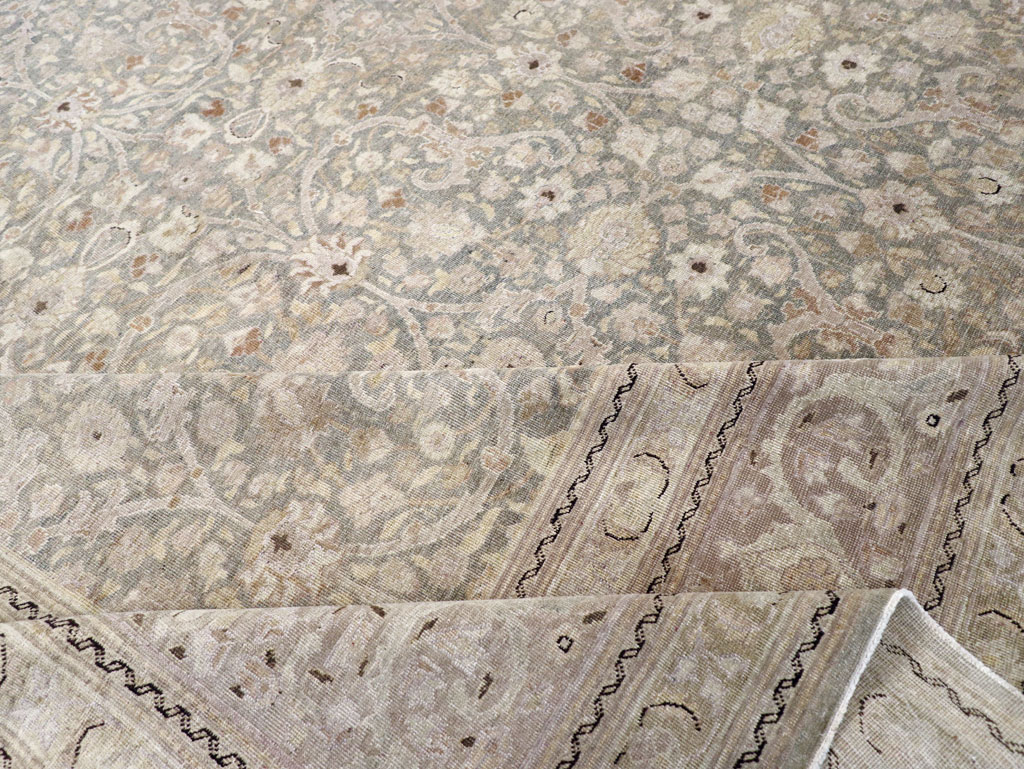 Antique Persian Tabriz Large Carpet, No.22017 - Gsblank