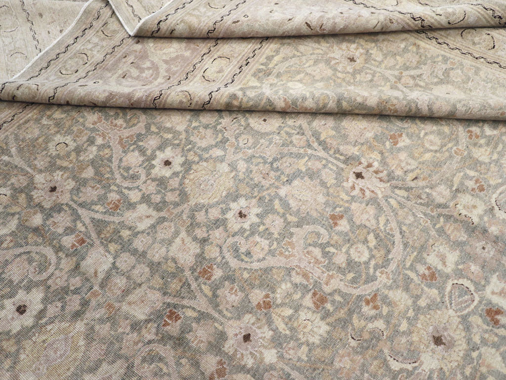 Antique Persian Tabriz Large Carpet, No.22017 - Gsblank