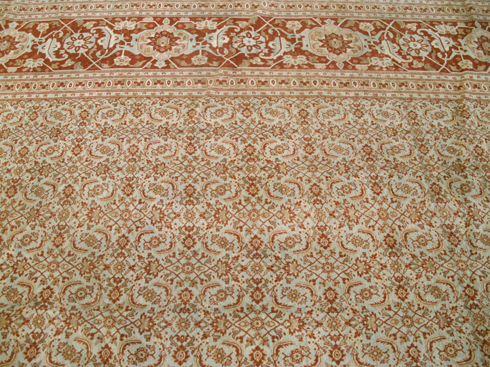 Antique Persian Tabriz Carpet, No.22052 - Gsblank