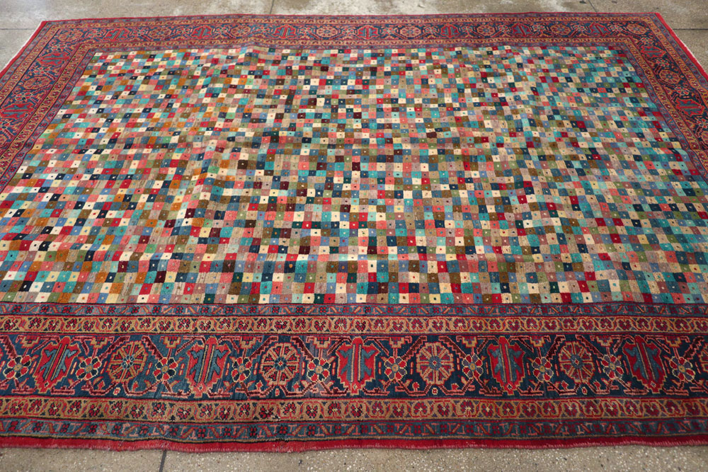 Vintage Persian Veece Carpet, No.22057 - Gsblank