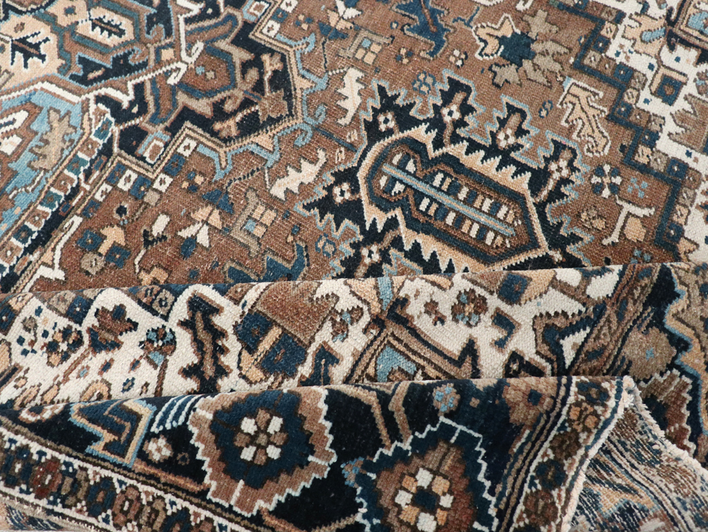 Vintage Persian Heriz Carpet, No.22064 - Gsblank