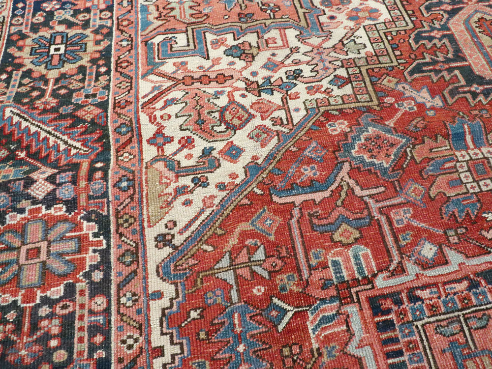 Vintage Persian Heriz Carpet, No.22066 - Gsblank