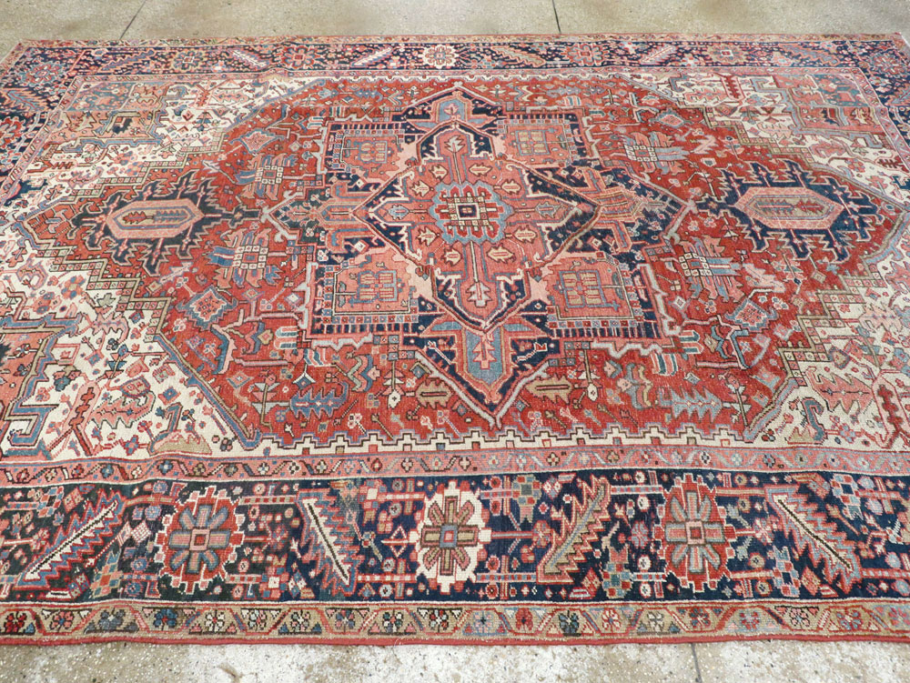Vintage Persian Heriz Carpet, No.22066 - Gsblank