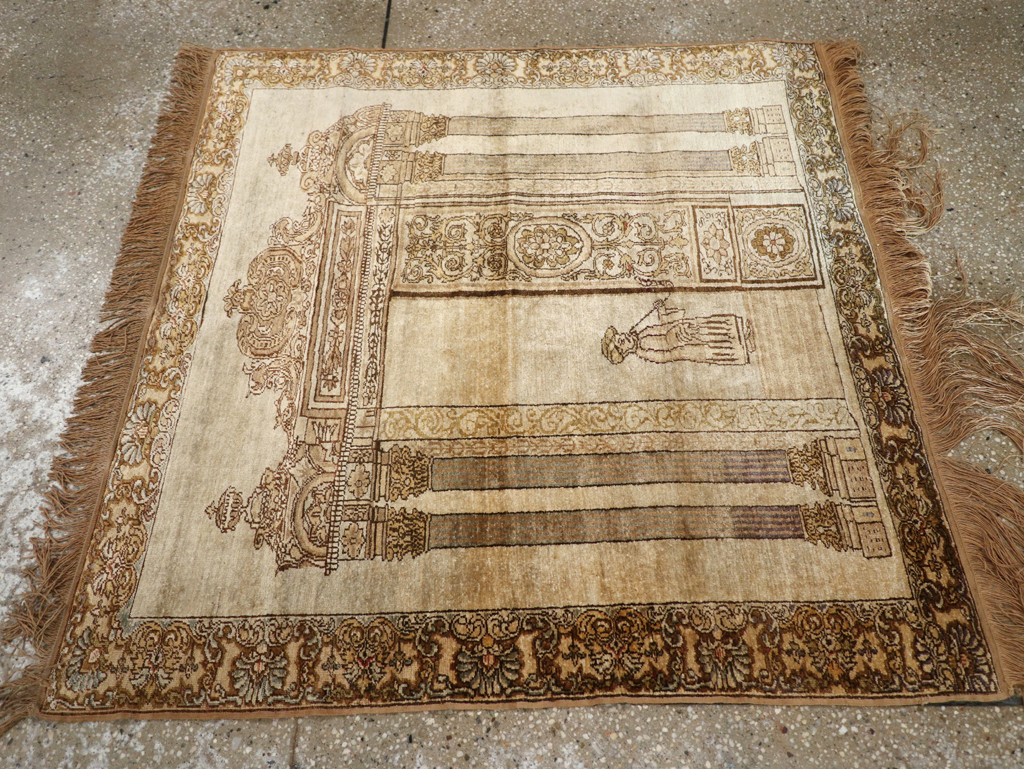 Antique Turkish Kayseri Pictorial Rug, No.22074 - Gsblank