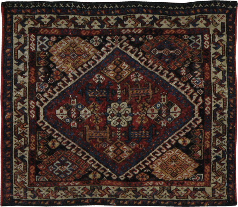 Antique Persian Qashqai Rug, No.22076 - Gsblank