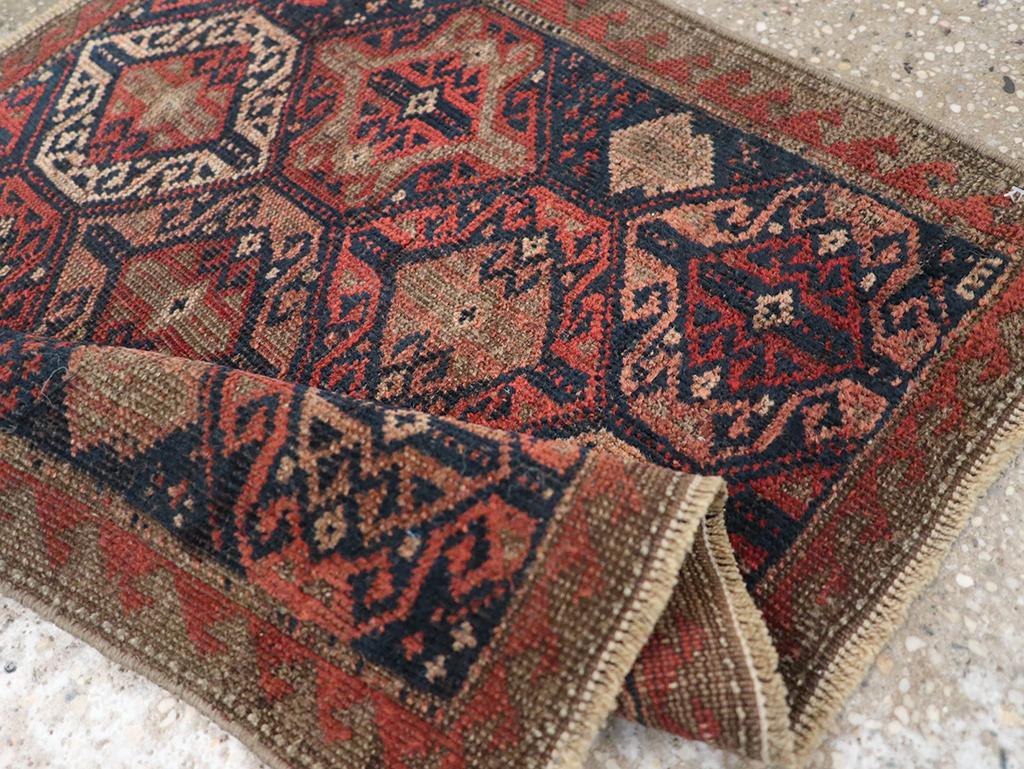 Antique Persian Baluch Throw Rug, No.22078 - Gsblank