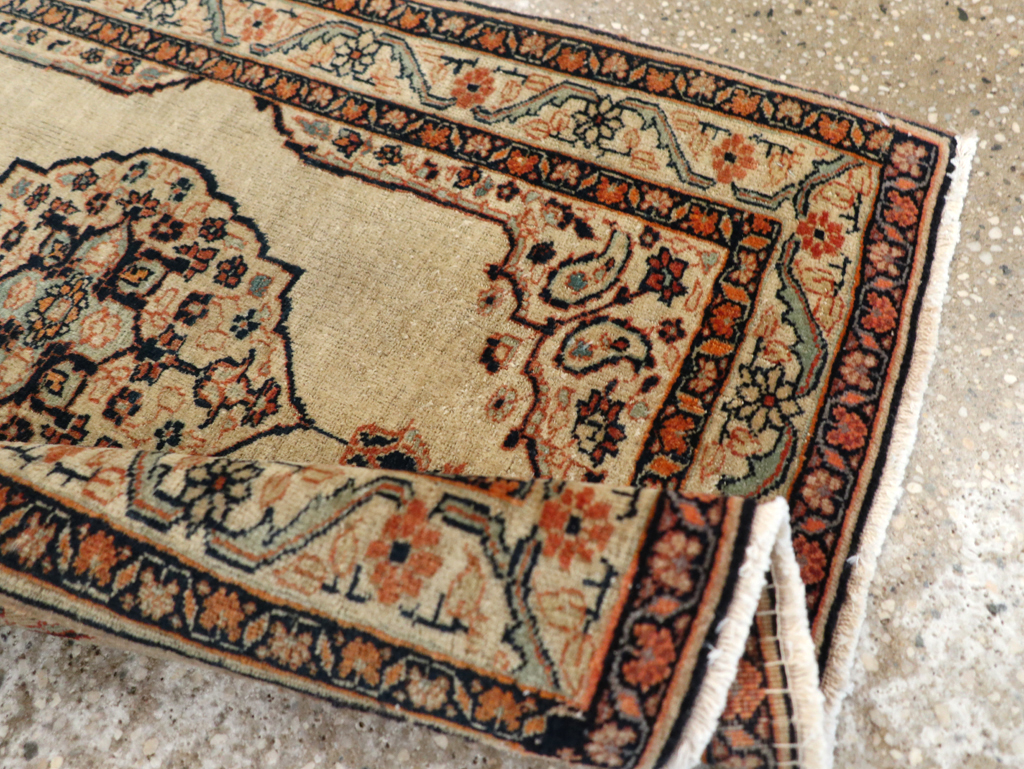Antique Persian Tabriz Hagi Jalili Rug, No.22081 - Gsblank