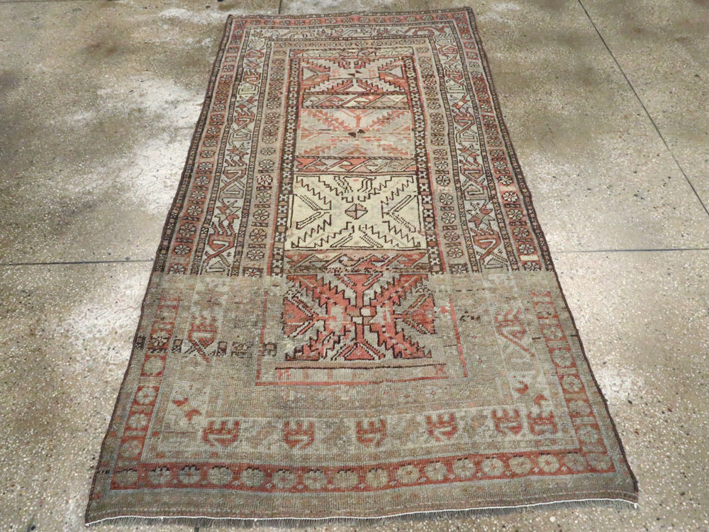Antique Persian Kurd Bidjar Rug, No.22100 - Gsblank