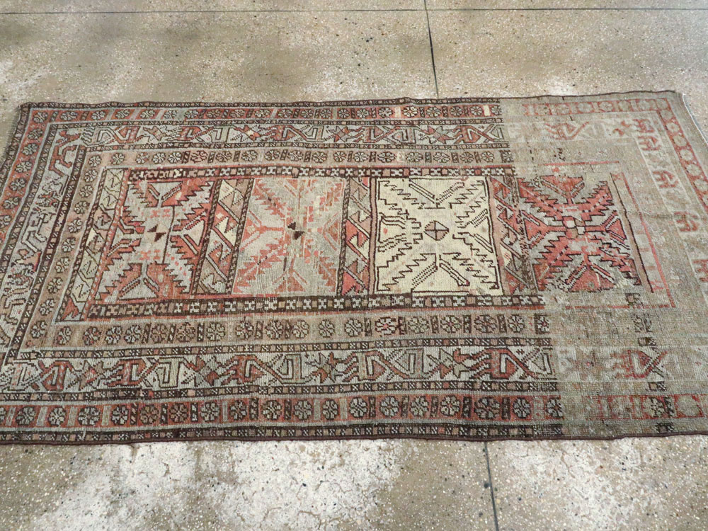 Antique Persian Kurd Bidjar Rug, No.22100 - Gsblank